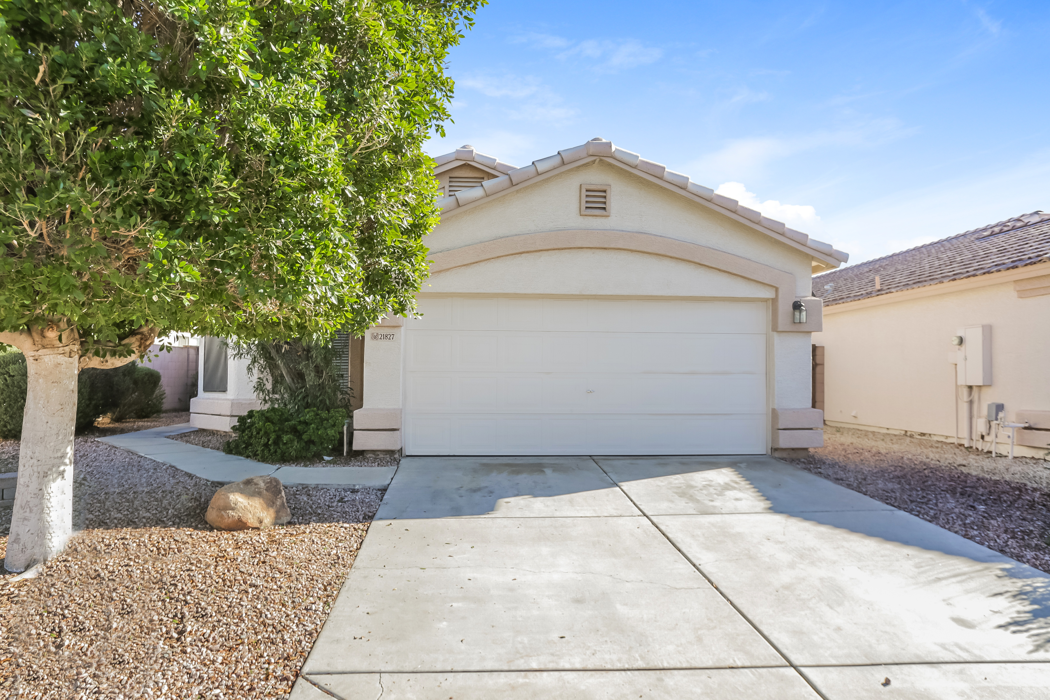 21827 N 32nd Ave Phoenix, AZ 85027